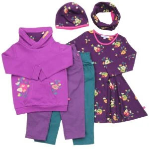 Reversible loop scarf large flower print in dark grape-berry